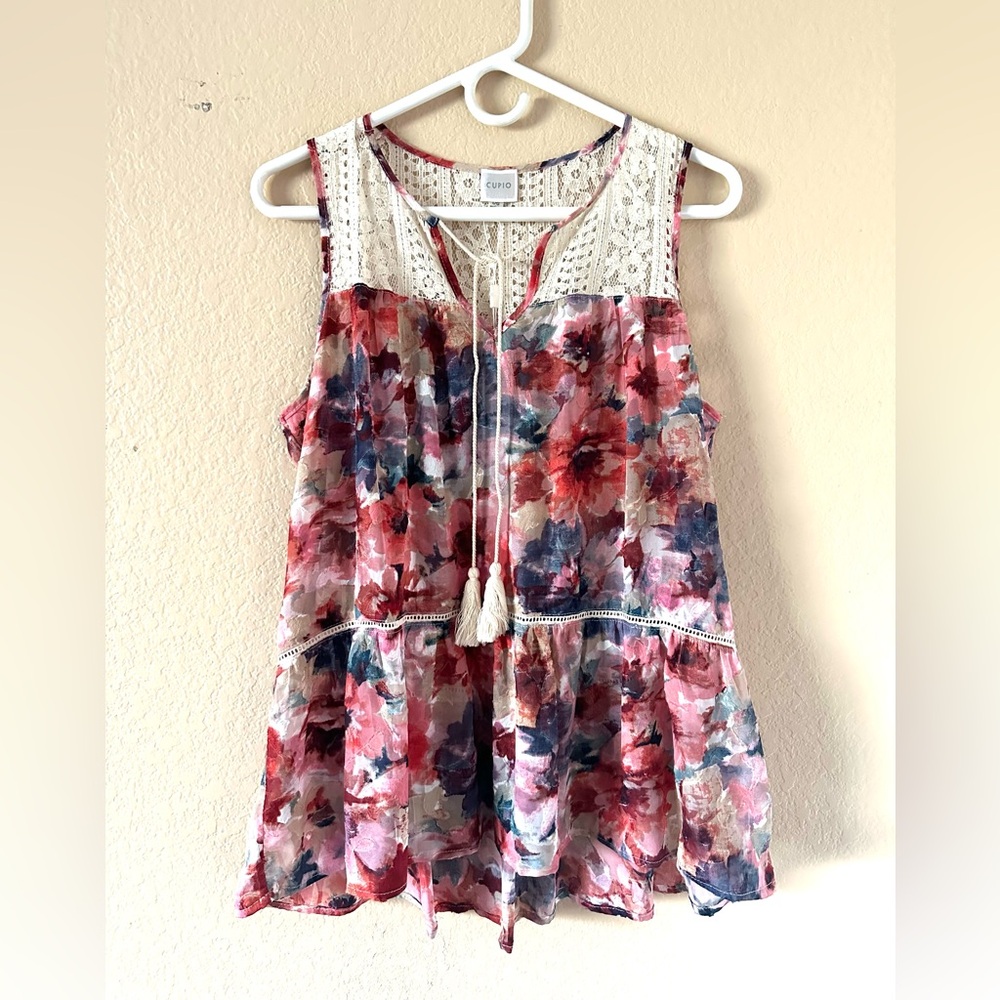 CUPIO sleeveless top.